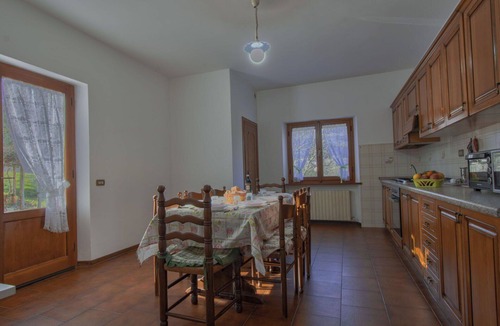 Castelnuovo di Garfagnana House | Stunning private villa for 8 people with WIFI, TV, pets allowed and panoramic view