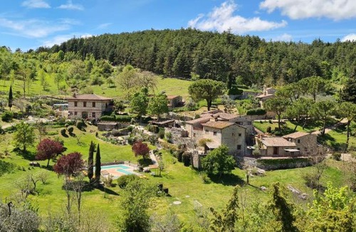 Castellina in Chianti House | Stunning 4BR 4BA Farmhouse - Castellina in Chianti