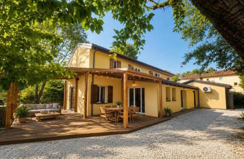 Granarolo dell'Emilia Villa | Stunning Boutique Villa near Bologna fiera