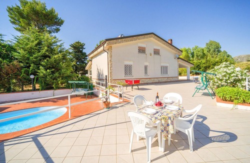 Monreale House | Stunning home in Monreale