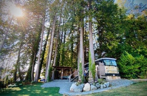 Sooke Cabin | Stunning private oceanfront getaway experience