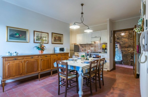 Santa Luce House | Stunning private villa for 6 guests with WIFI, A/C, TV and patio