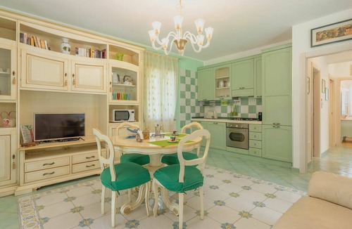 Cefalu Villa | Stunning private villa for 6 guests with WIFI, A/C, private pool, TV and patio