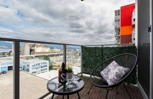 Downtown Eastside Apartment | Stylish 2BR with Panoramic City & Mountain Views!
