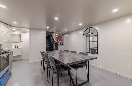 Plateau Mont Royal Apartment | Stylish 3BR in the heart of Plateau Montreal