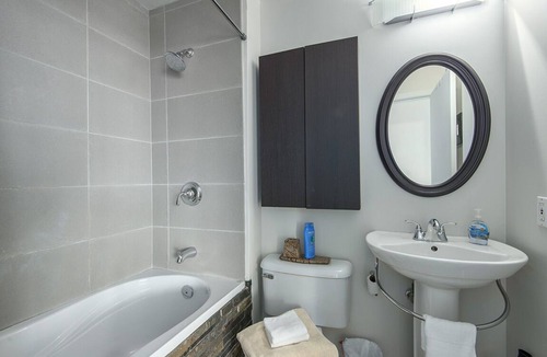 Downtown Vancouver Condo | Sub-penthouse 2br/2ba Central Downtown