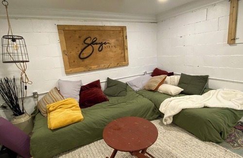 Armstrong Hotel | Suite on the BLVD