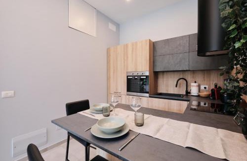 Camilluccia Apartment | Suite Pordoi Loft di Design con Jacuzzi By HÔTEA
