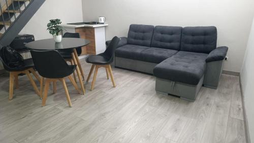 Randazzo House | Suites GREY in centro Randazzo