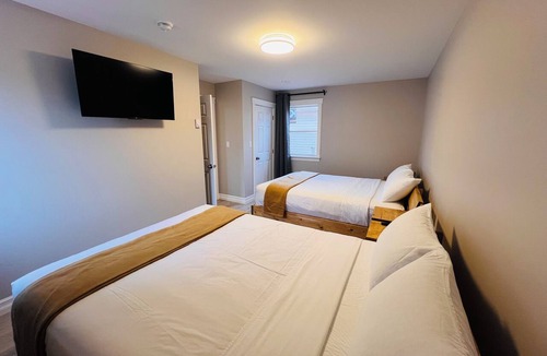 Summerside Hotel | Summerside Motel & Cottages
