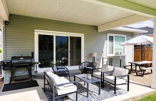Okanagan-Similkameen House | Sun n Sips Villa in Keremeos