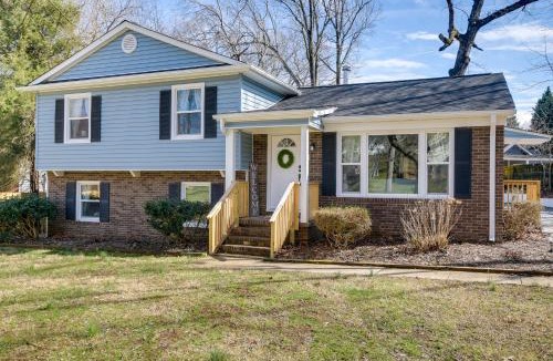 High Point House | Sunny Family Home, 3 Mi to High Point Market!