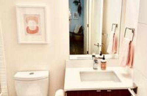 Vancouver House | Super cozy one bedroom suite!