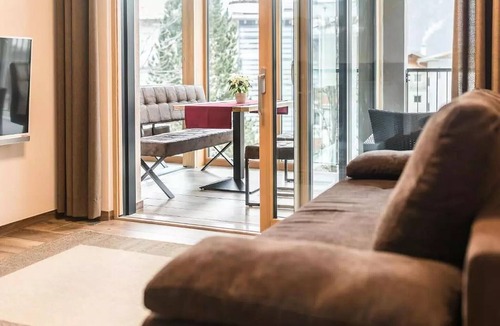 Sand in Taufers Apartment | Superior Apartment with Mountain View, Terrace, Spa, Garden & Pool