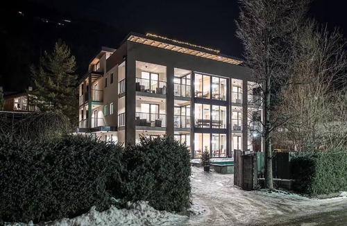Sand in Taufers Apartment | Superior Apartment with Mountain View, Terrace, Spa, Garden & Pool