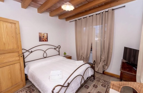 Capri Leone Villa | Superor Vulcan Room