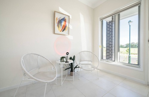 Griffin House | Sweet Home in Griffin, brand new & Spacious, 10 min to North Lake Westfield
