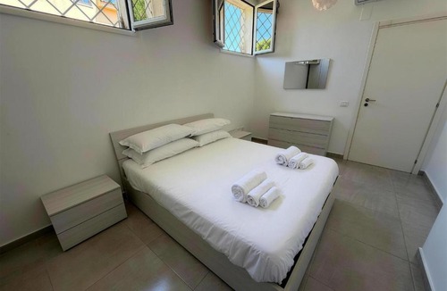 Mondello Apartment | Sweet Mondello