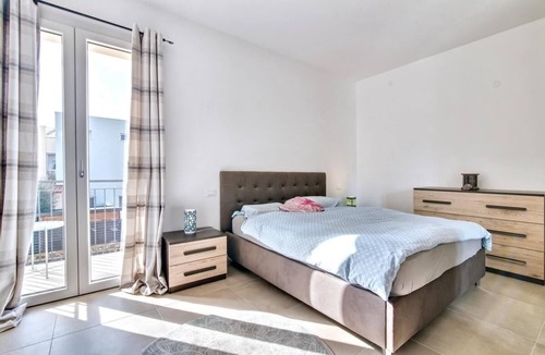 Terrasini House | Swiss House - Sea View Villa