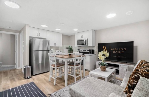 Southeast Calgary House | The Atrium | 2500 sqft | 2 Suites | Pet Friendly
