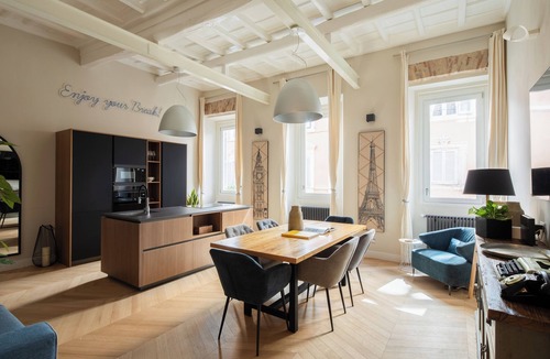 Rione III Colonna Apartment | THE BREAK - CAMPO MARZIO MAISON DELUXE