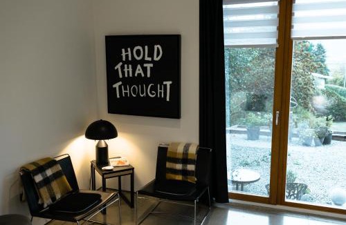 Duncan Apartment | The Cube Cow Bay Suite