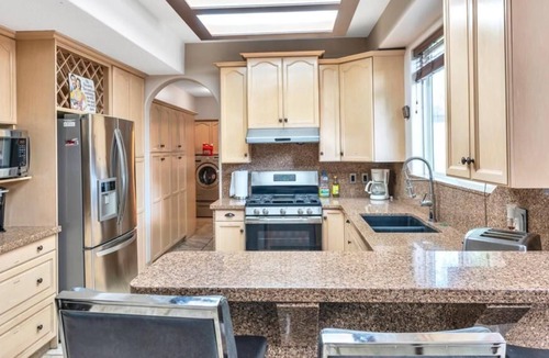 Central Okanagan House | The Elegant Escape
