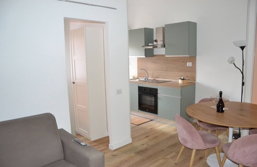 Quartiere XI Portuense Apartment | The Inventor's Refuge Charming Apartment - just minutes from Trastevere