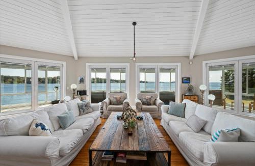 Ingramport House | The Land Yacht