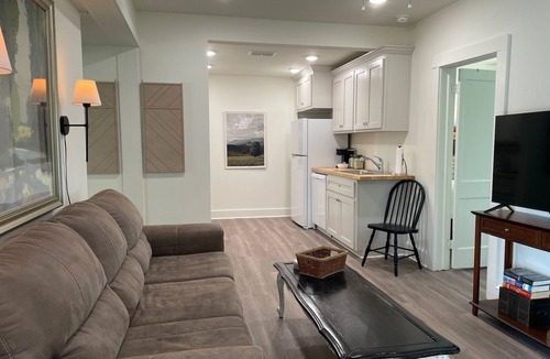 Douglas House | The Mockingbird-Covered Parking, Quiet Street