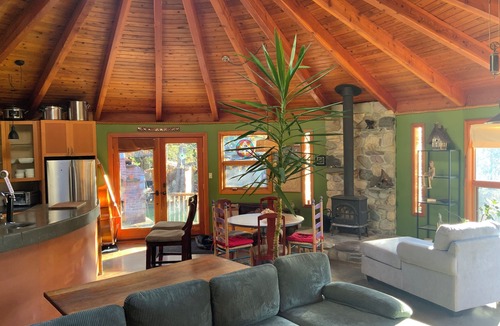 Taghum House | The Nelson Mandala