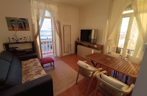 Quartiere XXXIII Lido di Ostia Ponente Apartment | The Red house 1930 - frontside seaview apartment