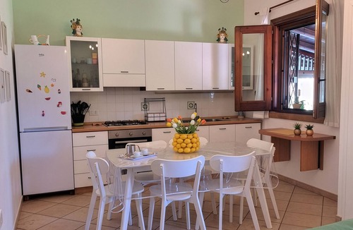 Piana Calzata Villa | The Sea House - The Sea House Campofelice Beach - a stone's throw from the beach