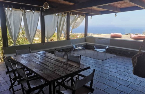 Pantelleria House | The Selfish Carob: dammuso Calypso