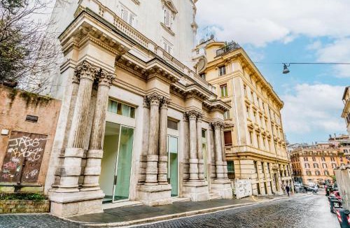 Rione III Colonna Apartment | The Terrace Luxury