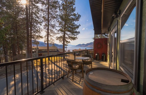 Central Okanagan Cottage | The Tuck Away Suite in historic Peachland
