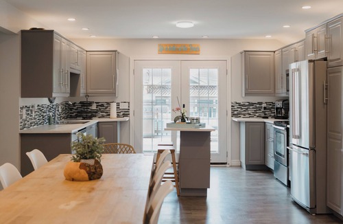 Crystal Beach Condo | The Upper Deck- Beach Access, Passes, Sun + Fun!