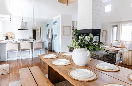 Lower Mission House | This house is a 4 bedroom(s), 3.5 bathrooms, located in Kelowna, BC.