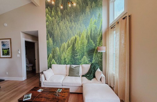 Court House Apartment | Thoughtfully designed two-bedroom retreat in Floyd, Virginia featuring mountain views, a private deck, full kitchen, and shared fire pit access just minutes from downtown Floyd.