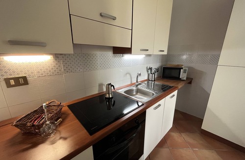 Trabia House | to two steps to sea holiday home Poseidonia