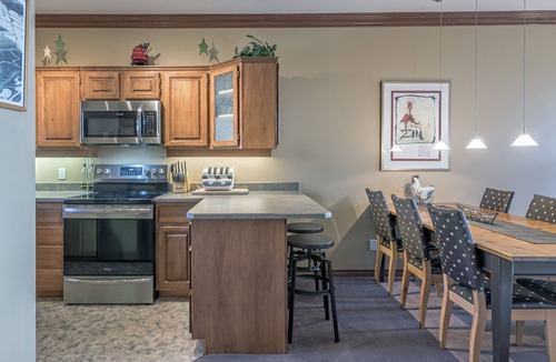 Silver Star Mountain Condo | Top Floor Grandview Condo with stunning mountain views, patio, BBQ and AC