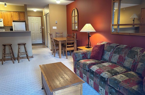 Silver Star Mountain Apartment | Top-floor cozy studio with mountain views, private deck, close to trails
