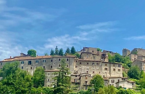 Carsoli Apartment | Toro e Tre Rose