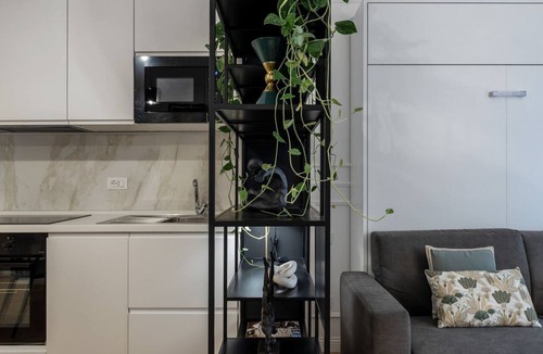 Rione XVI Ludovisi Apartment | Toscana 2bis - FromHometoRome