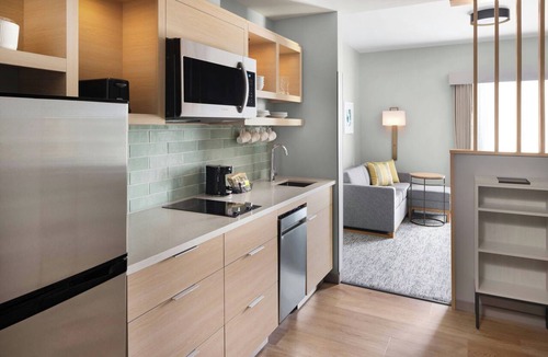 Sidney Hotel | Towneplace Suites By Marriott Victoria Airport Sidney