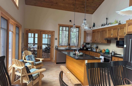 Georgian Bay House | Tranquil Evergreen Landing on Six Mile Lake