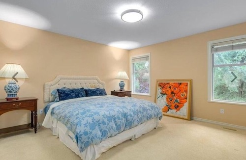 Surrey Resort | Tranquil resort with WiFi in charming Surrey