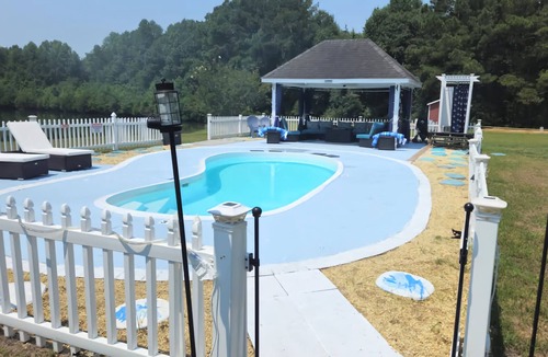 Orangeburg County Cottage | Tranquility Cottage Getaways W/Heated Pool and Fishing