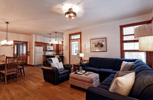 Tremblant-Les-Eaux Ski Chalet | Tremblant Les Eaux A - Mont-Tremblant