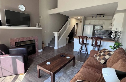 Quail Ridge Apartment | Trendy Loft - 317